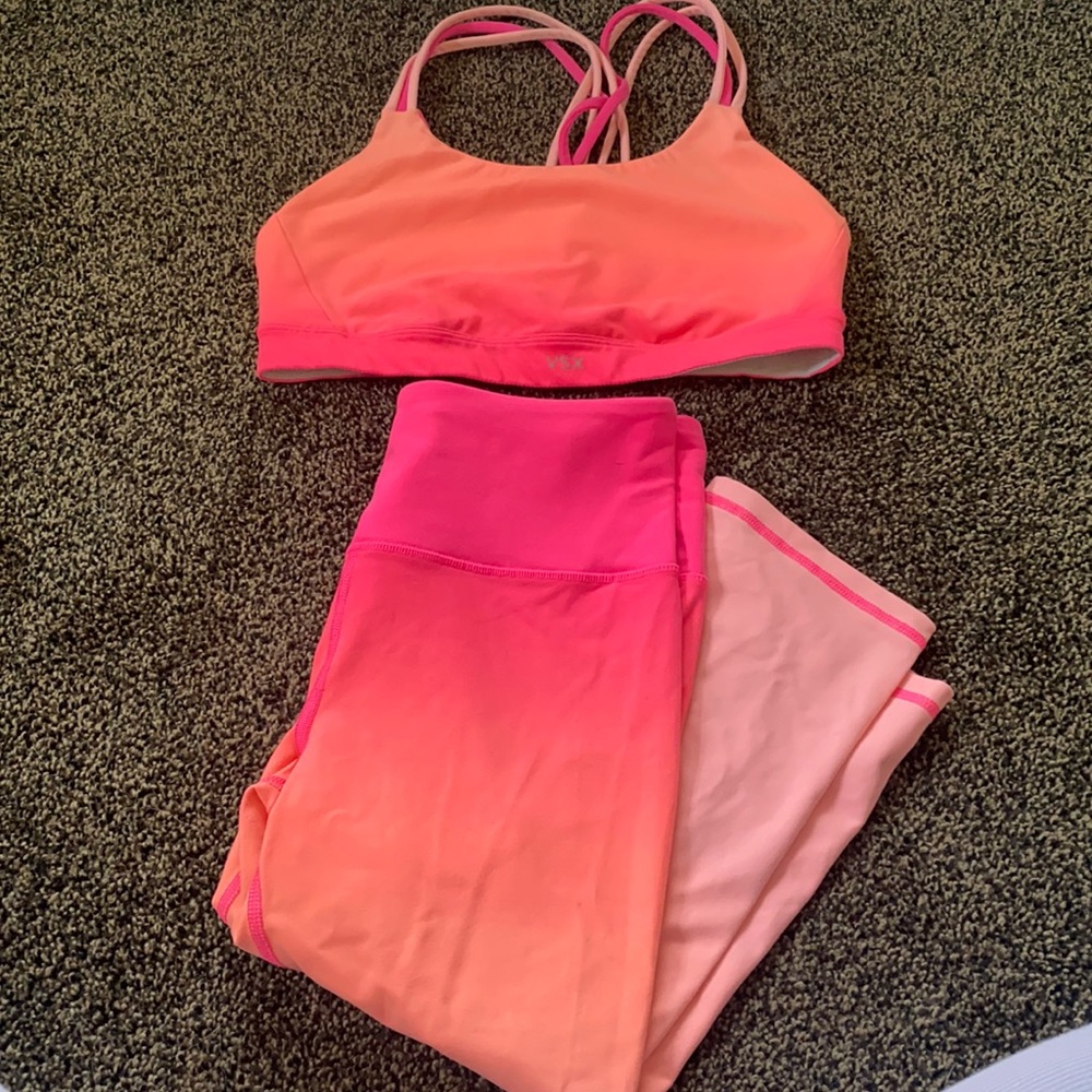 Ombré VSX sport bra and crop leggings